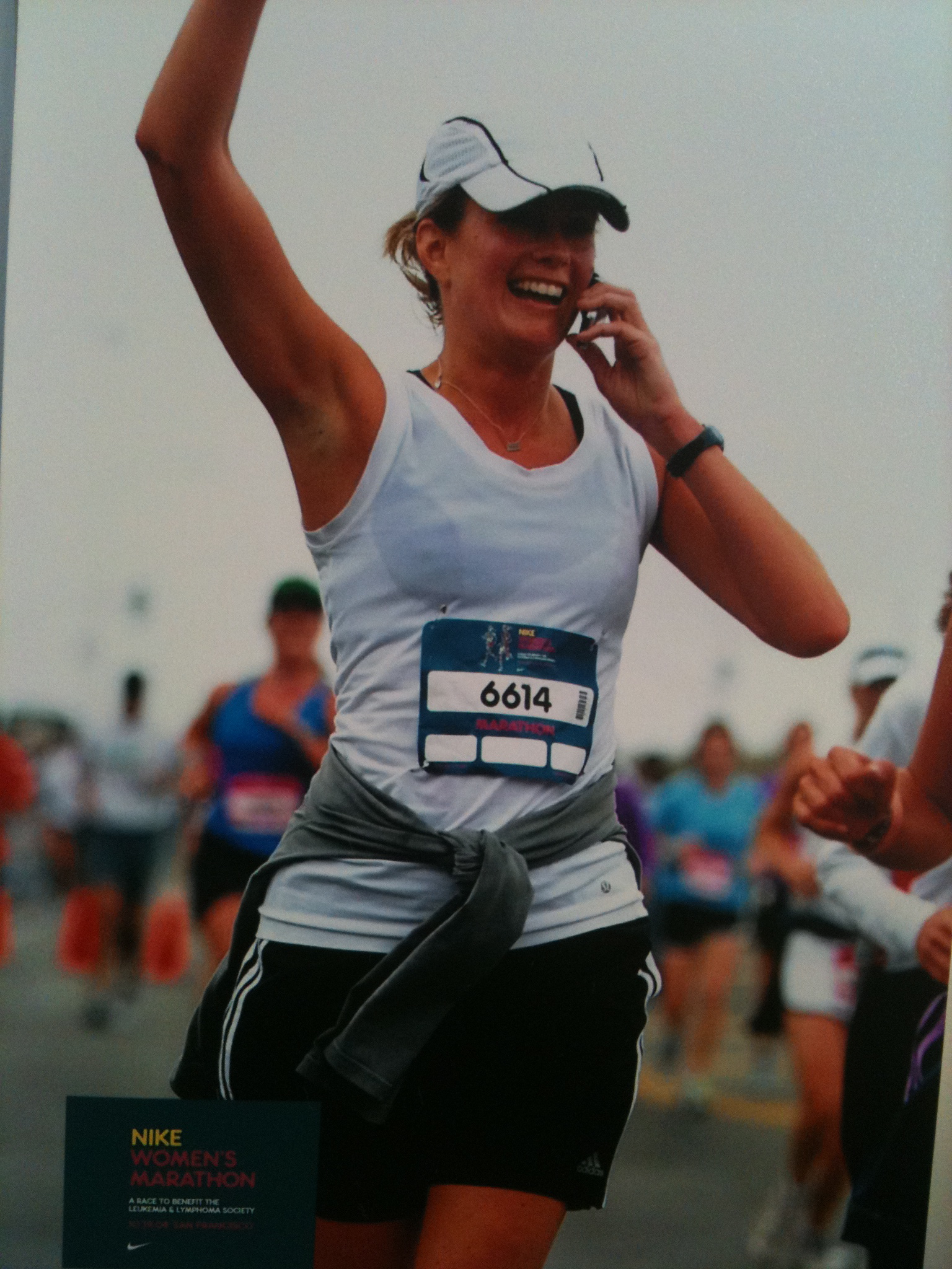 (200) Nike Women's Half Oct 2008 (finish line call w/absent run partner)